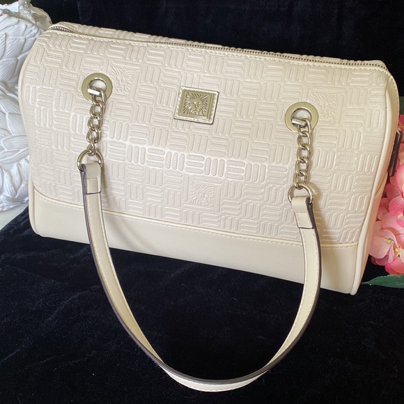 Anne Klein Purse - Picture 2 of 11